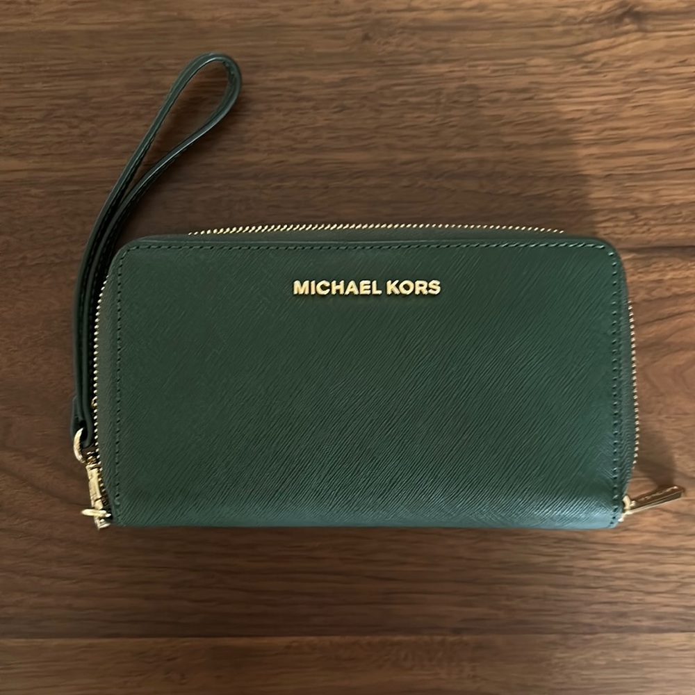 MICHAEL KORS large leather phone wallet wristlet